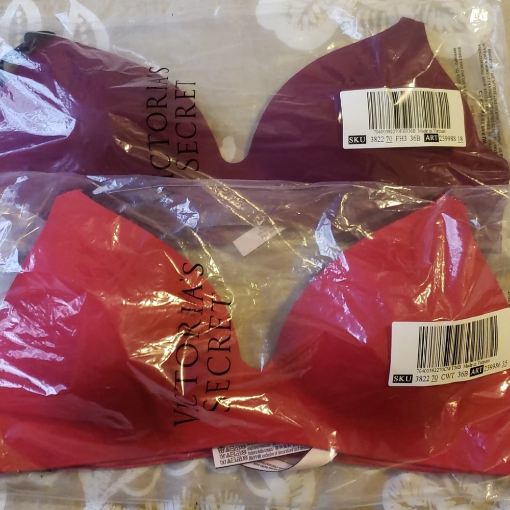 VS T shirt bra set